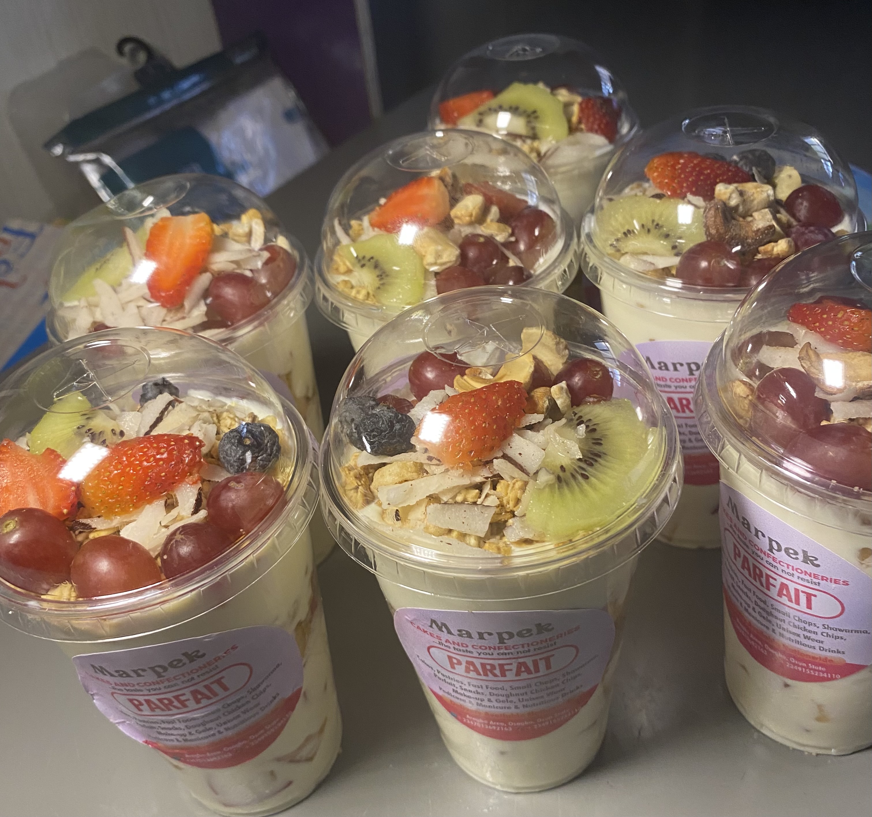 Yoghurt /Fruit parfait